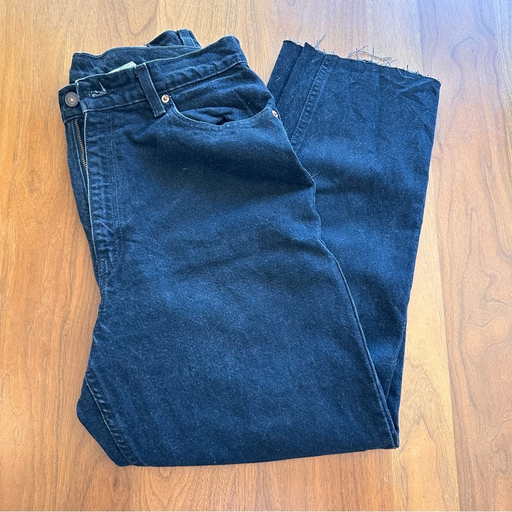 Thrifted black Levi’s 521